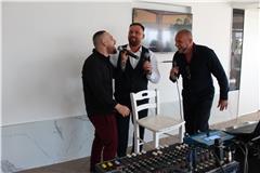 strippedCaption